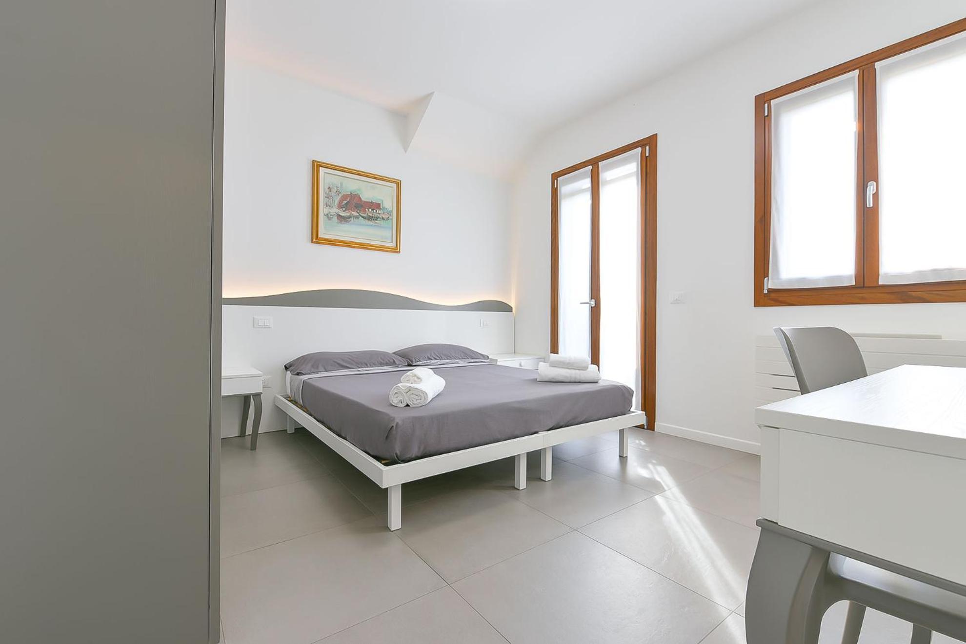 Queen Venice Fly Apartments Campalto Exterior photo